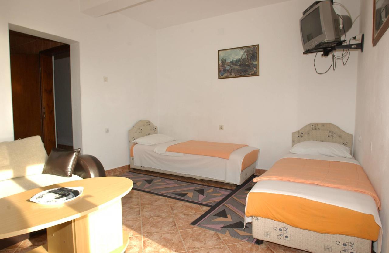 Mm Kovacevic Apartments Петровац Экстерьер фото