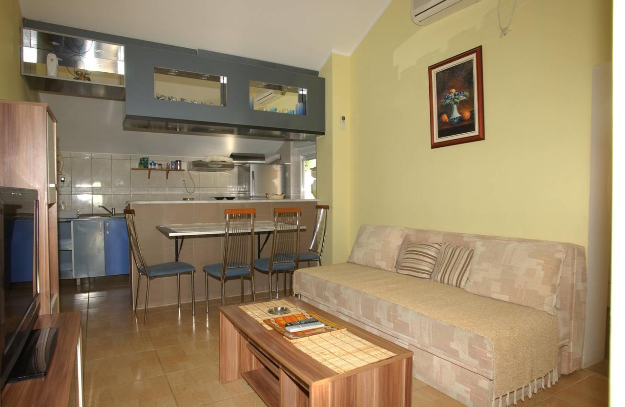 Mm Kovacevic Apartments Петровац Экстерьер фото